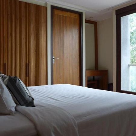 Luxx Langsuan Hotel - Sha Plus Бангкок Екстер'єр фото