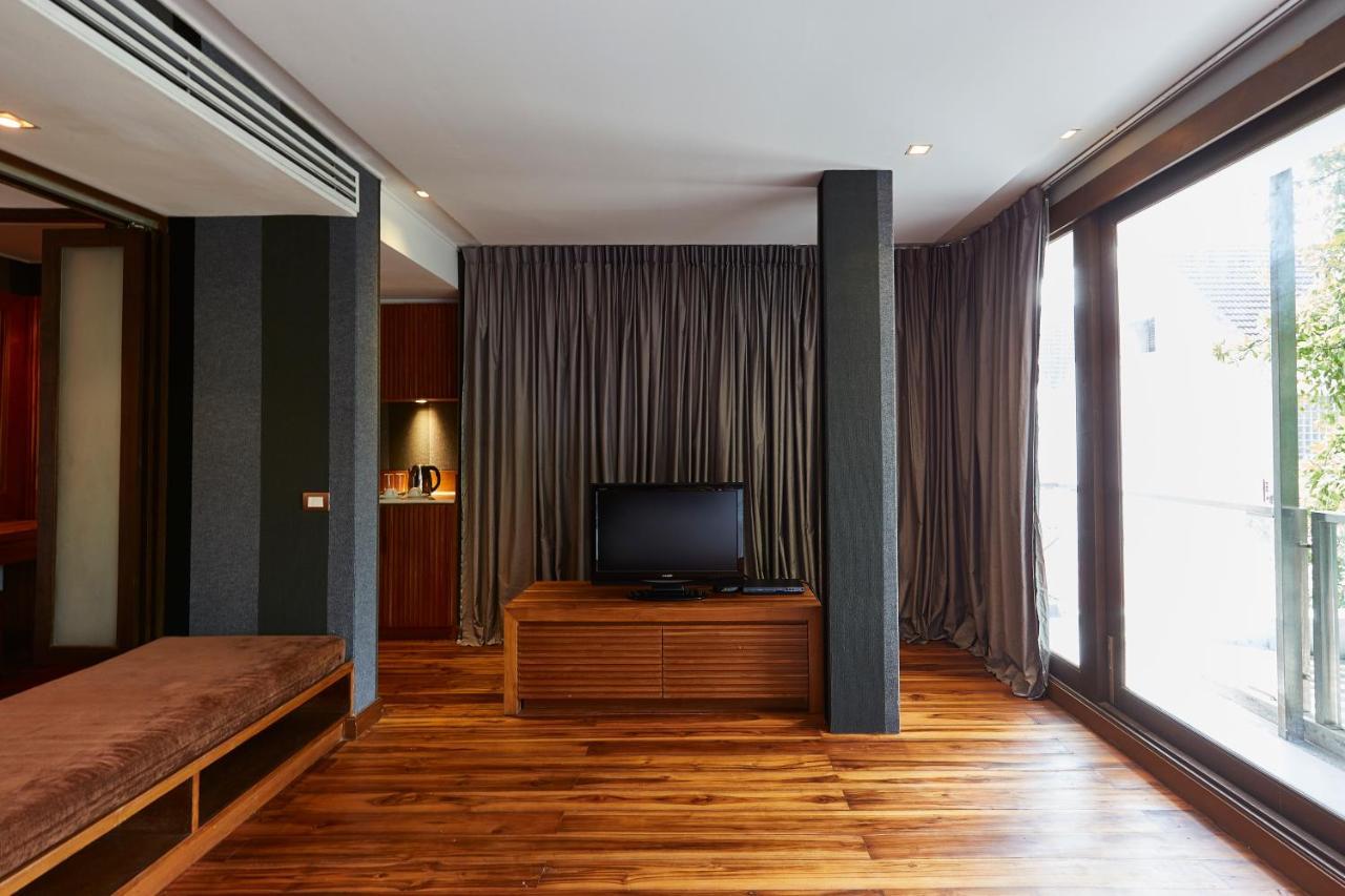Luxx Langsuan Hotel - Sha Plus Бангкок Екстер'єр фото