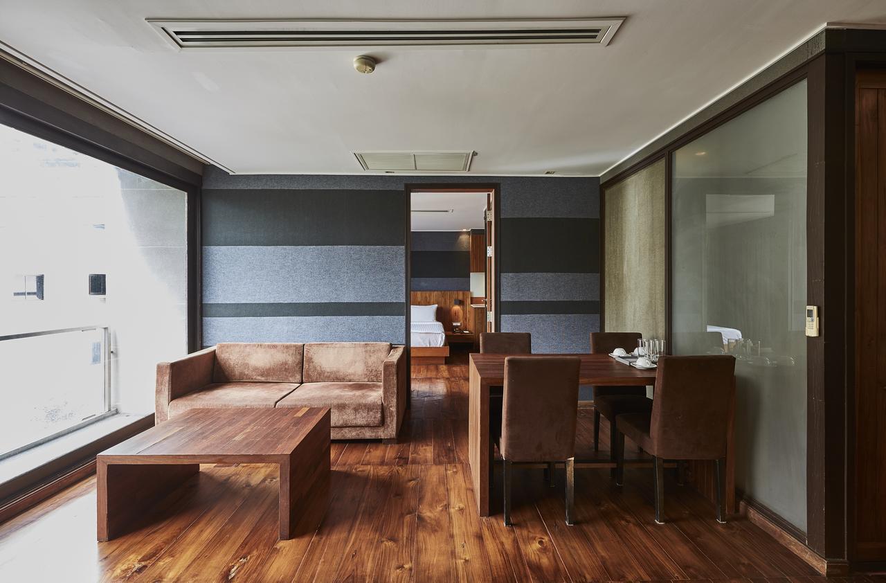Luxx Langsuan Hotel - Sha Plus Бангкок Екстер'єр фото
