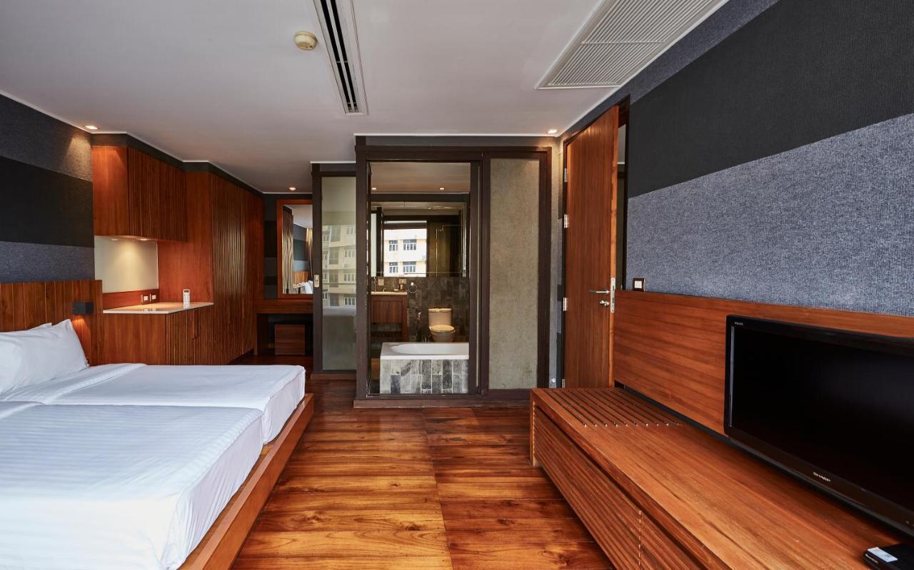 Luxx Langsuan Hotel - Sha Plus Бангкок Екстер'єр фото